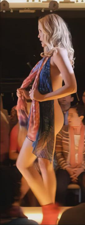 Leslie Bibb - Nude Covered Runway Enhanced Loop 2 - free porn video