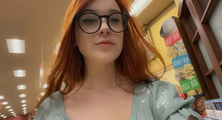 I miss my baby bump so much. I’m ready for someone to give me a new one. - free porn video