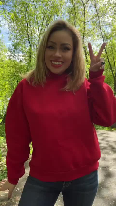 Simple bounce for good mood - free porn video