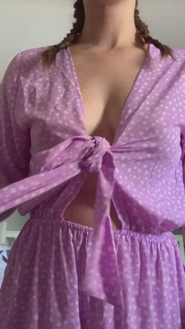 I need a hand to get undressed - free porn video