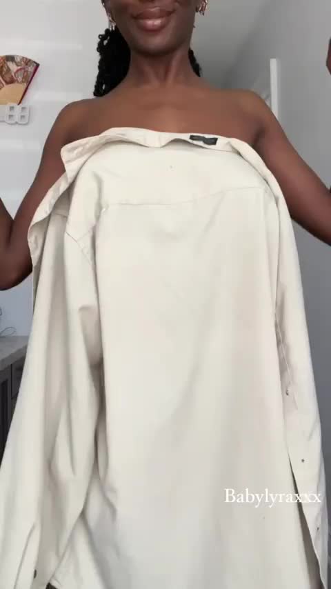 Letting my titties do all the work! - free porn video