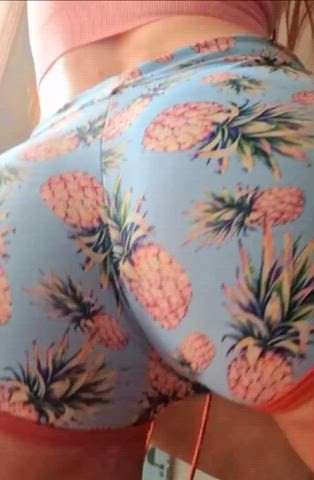 Come and I'll let you enjoy this jiggly buns however you like - free porn video
