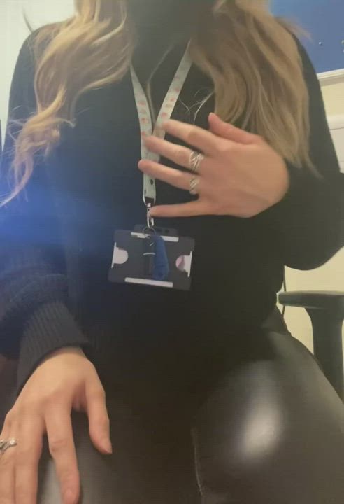 I love being the office slut - free porn video