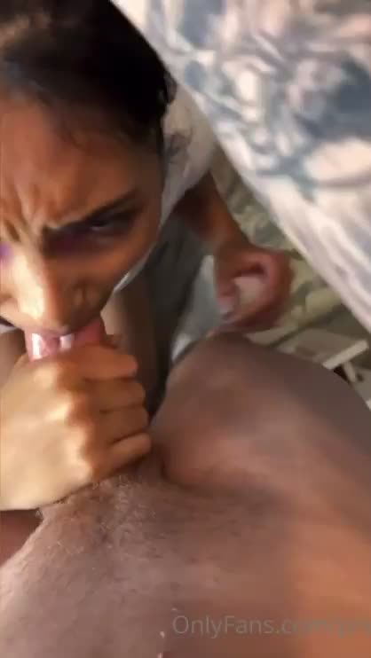 Hooters girl takes one to the face - free porn video