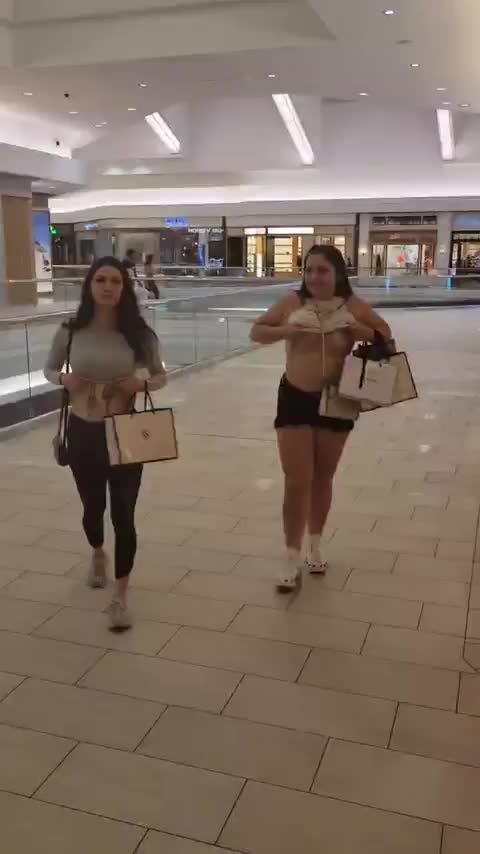 Quick breeding session in the dressing room anyone - free porn video