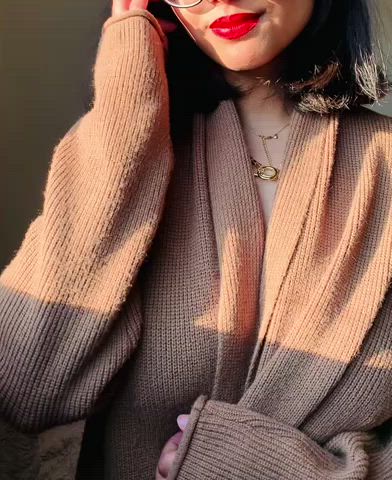 love a good robe reveal :) - free porn video