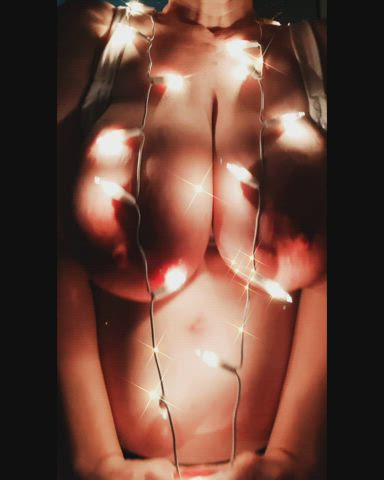 Imagine... Your cock would also glow so beautifully...💖 - free porn video