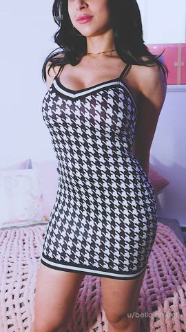 Big boobs followed by a sexy tummy😋 - free porn video