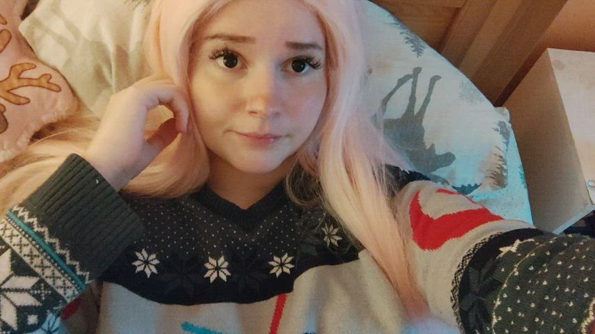 Doing a cozy little boob reveal for you - free porn video