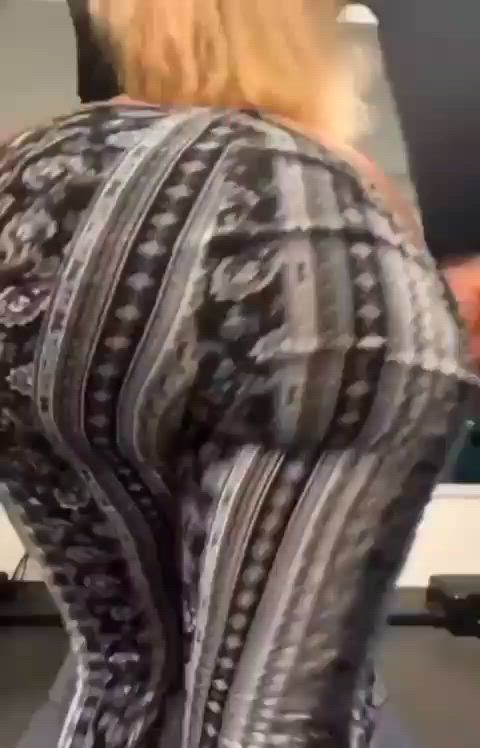 I'm so addicted to huge porn asses - free porn video