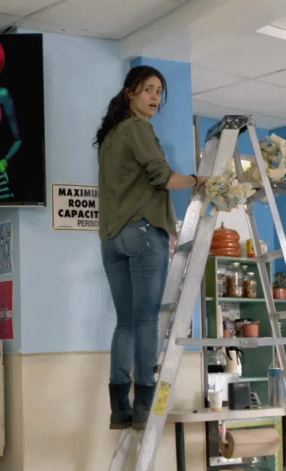 Emmy Rossum in Shameless [S7E9-2016] - free porn video