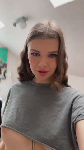 hope my tits and smile can brighten your day;) - free porn video