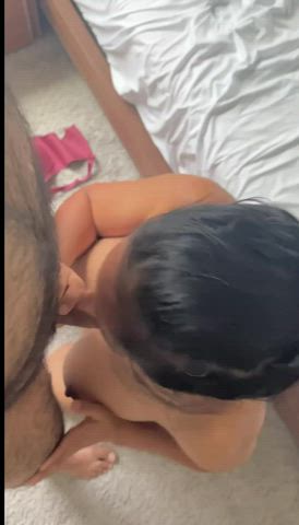 Morning blowjob session by the wifey - free porn video