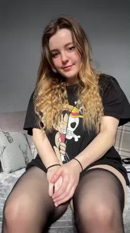 I hardly ever wear panties, so my outfits are always easy access! - free porn video