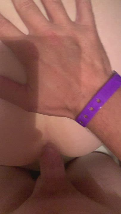 38 mom of 2. Cum on my asshole last night - free porn video