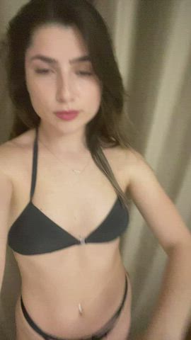 Do you think I'm sexy? check my profile to see more 😇 - free porn video