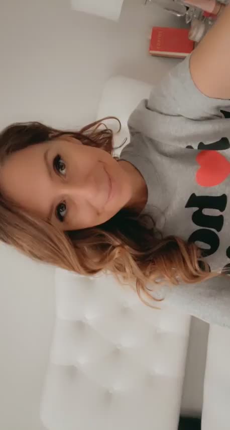 [F] 40 something, do you think I could join the hot moms club? - free porn video