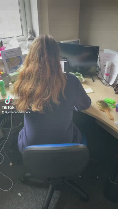 First time here, do I make a good first impression? (F19) - free porn video