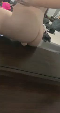 Let me eat you while I ride - free porn video