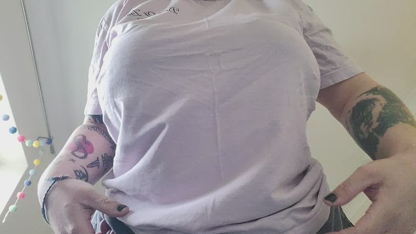 Let my titties warm you up - free porn video