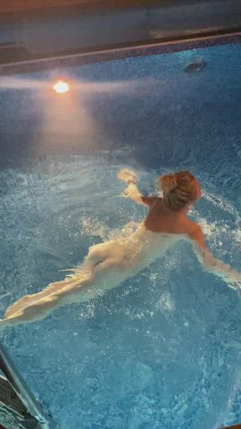 Nude on Pool - free porn video