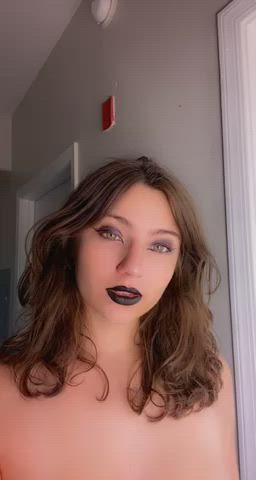 Let’s see if I can make you horny without showing my tits 😈 - free porn video