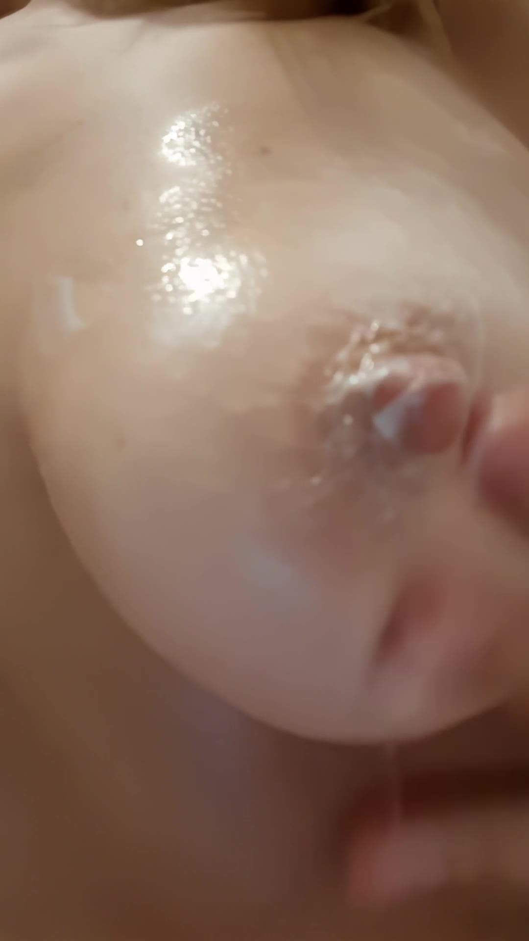 creamy boobs - free porn video
