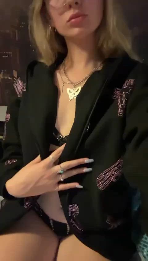 I have the tiniest tits - free porn video