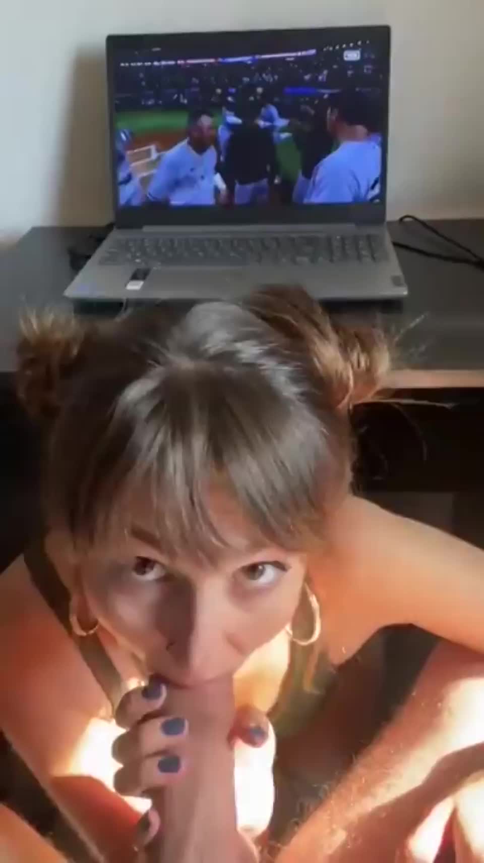 I like to look you in the eyes while doing this. - free porn video