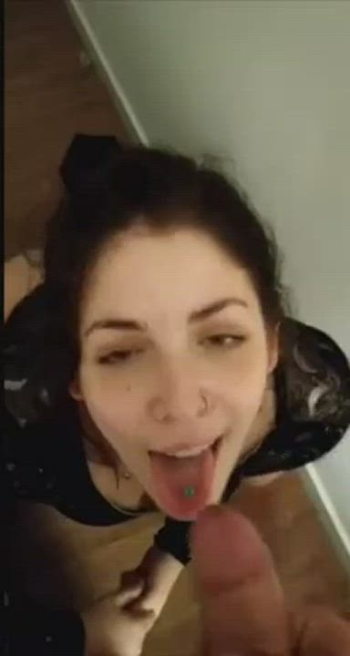 Happy milf enjoying some cum! - free porn video