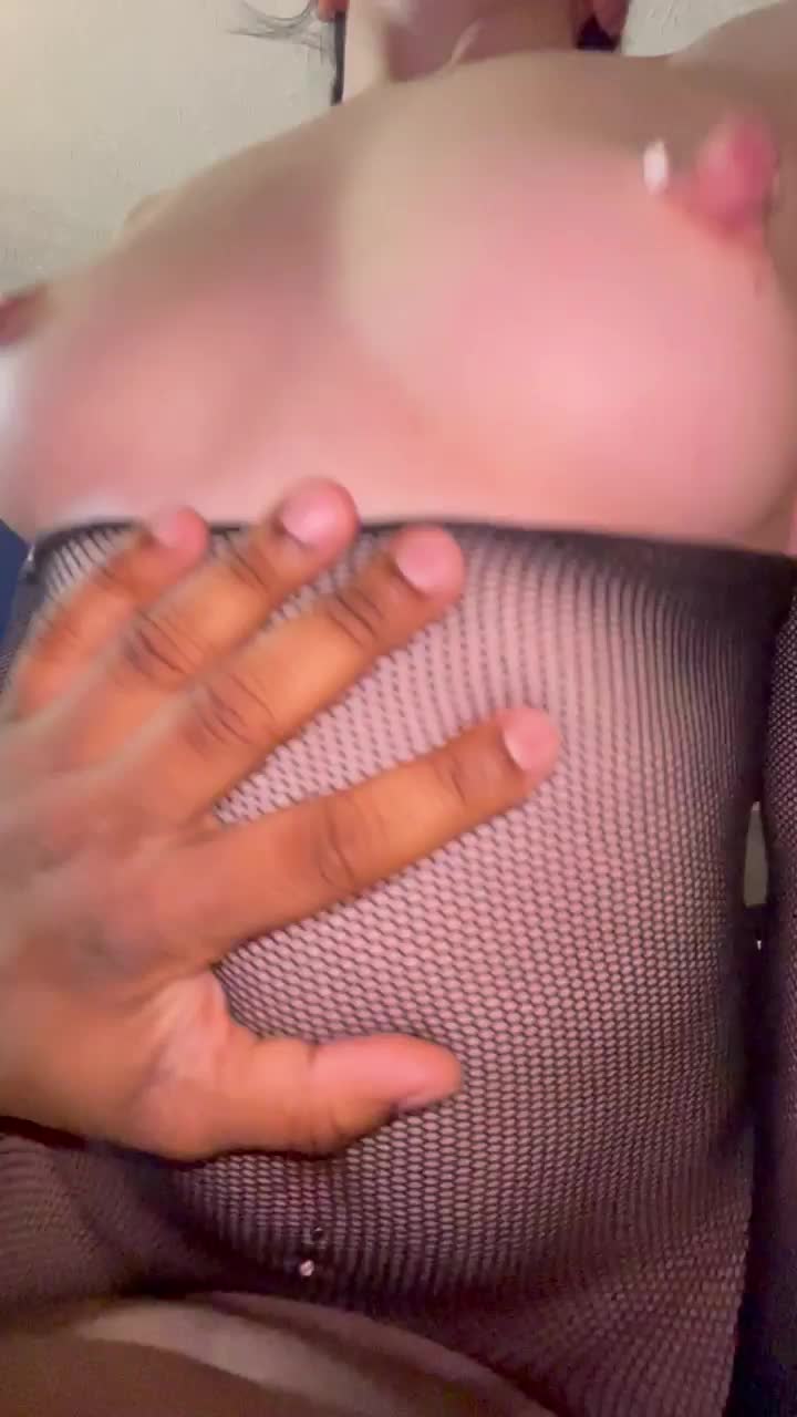 You can tell by my face that he’s hung as fuck - free porn video