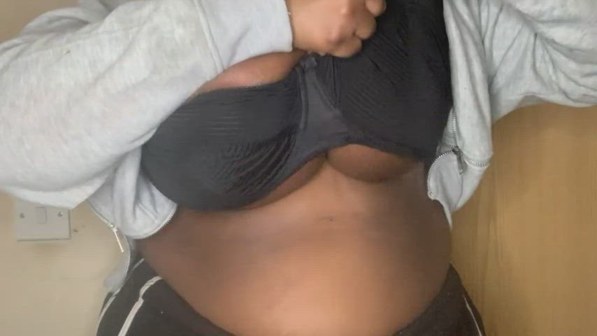 I have really big breasts - free porn video