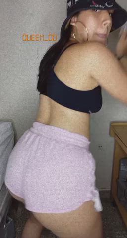 Join me and play in the sun with me ! - free porn video