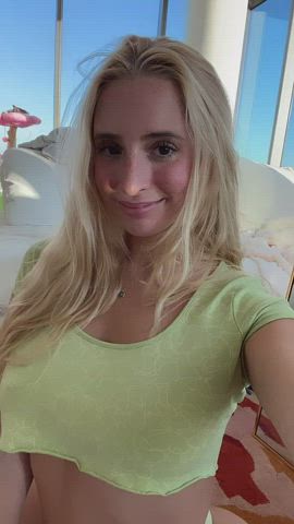 tits that jiggle like jelly - free porn video