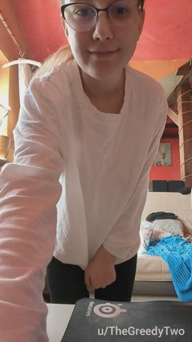 My 32H's in an oversized jumper 🥰 - free porn video