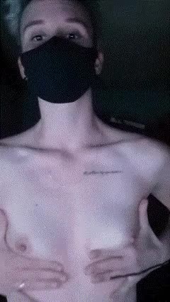 Just about a handful on both ends 😋 - free porn video