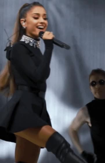 Ariana Grande loves showing off her ass - free porn video