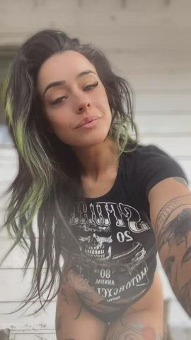 I can’t stop teasing my neighbors, it’s just too much fun ;) [gif] - free porn video
