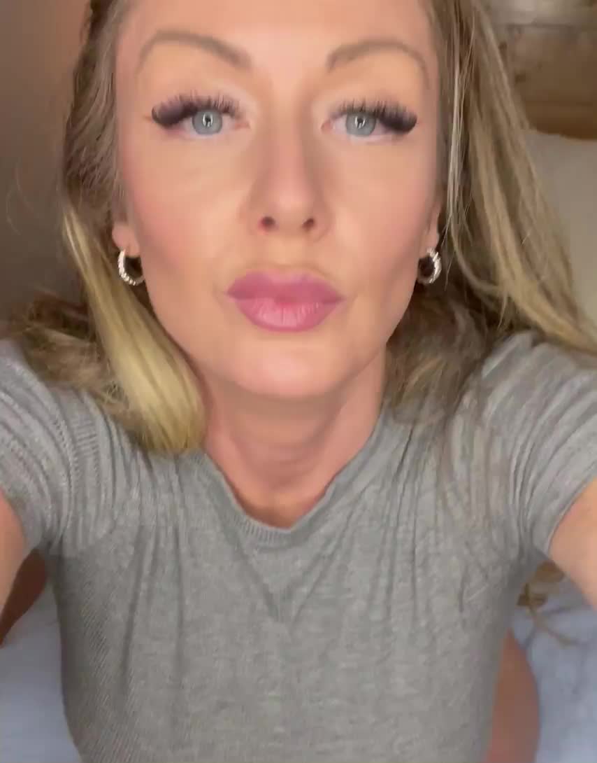 hold on to these hips while you cum deep in my milf pussy - free porn video