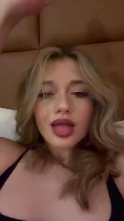 Can your girlfriend do this.. I doubt it - free porn video