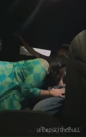Indian woman let me fuck her in the back seat of a moving car - free porn video