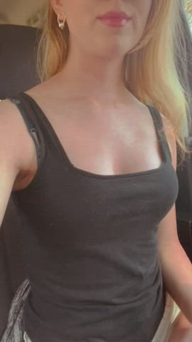 Flashing my tits on a road trip - free porn video