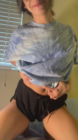 Deleted because someone said I was flat, reuploding cause I love my little titties ☺️ - free porn video
