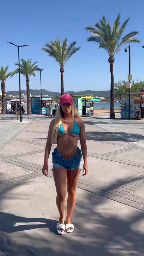 I love flashing older men in public 😅 [19] - free porn video