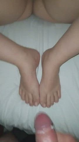 (OC) I love cream on my feet. I lick my toes after - free porn video