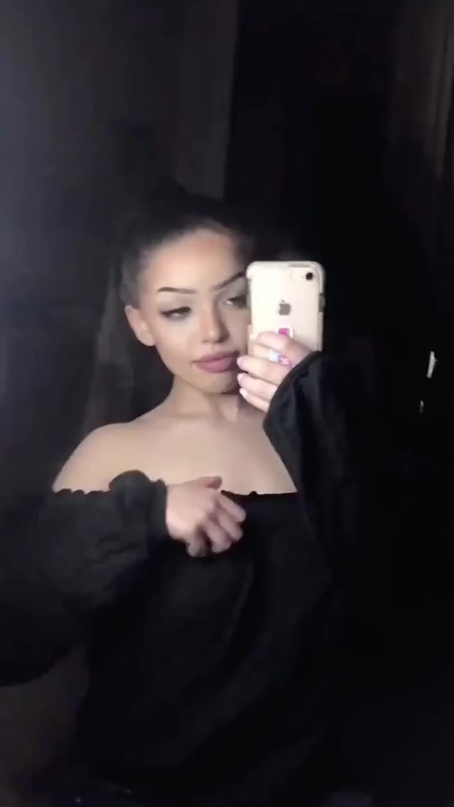 One Tit Reveal - free porn video