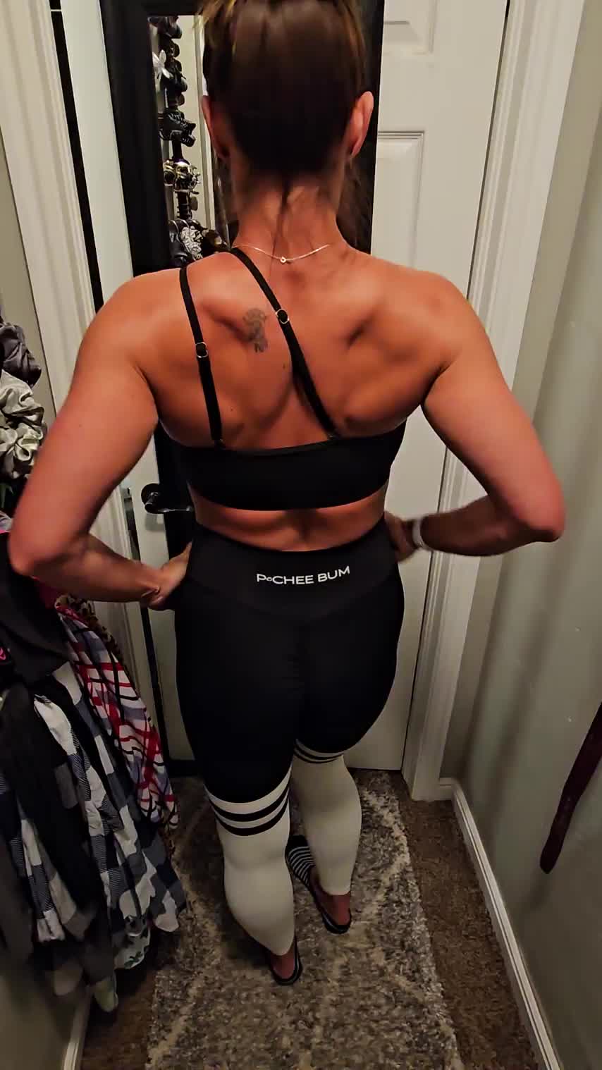 Before the Gym Bounce - free porn video