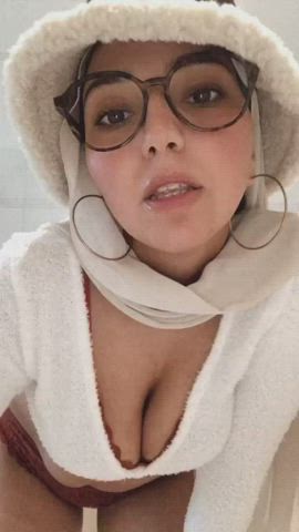 It would really make my day if at least one person like my haram chubby body. - free porn video