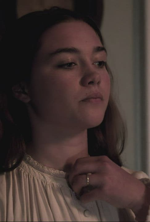 Florence Pugh getting naked - free porn video