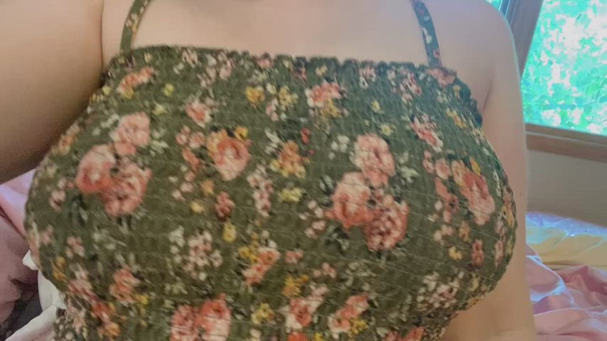 went for a jog in this top, safe to say i was bouncing around 😝 - free porn video